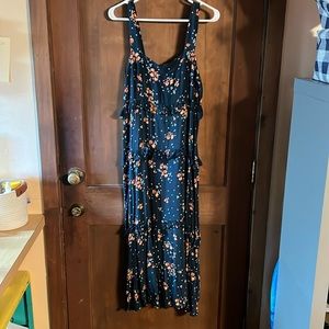 XL IVY STREET FLORAL POPOVER DRESS